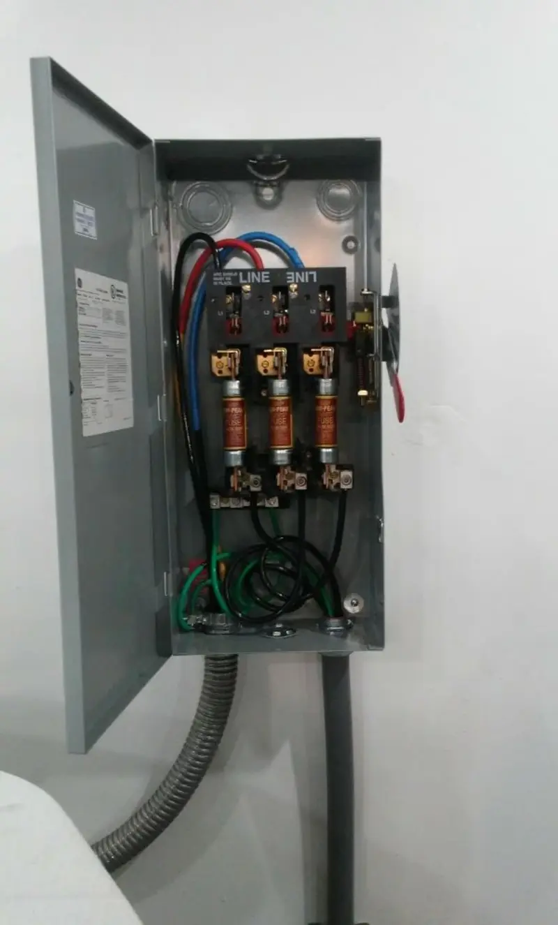Three-phase disconnect switch installed for Smoke Detector Installation in Wolcott